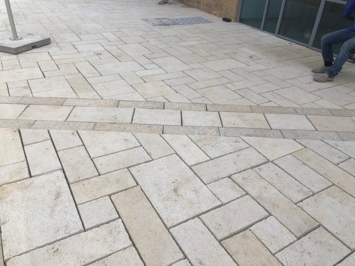 אבן מקאדם בזילת למטר רבוע
