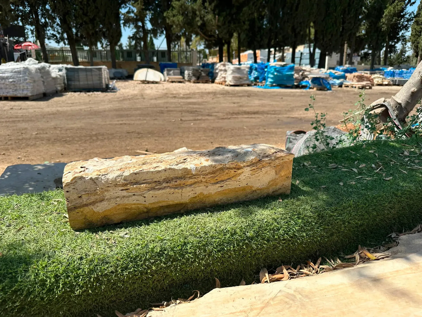 אבן קריסתל שבורים למטר רץ